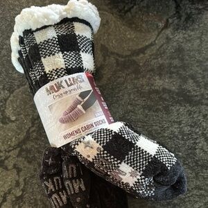MUK LUKS  Women's Cabin Sock set